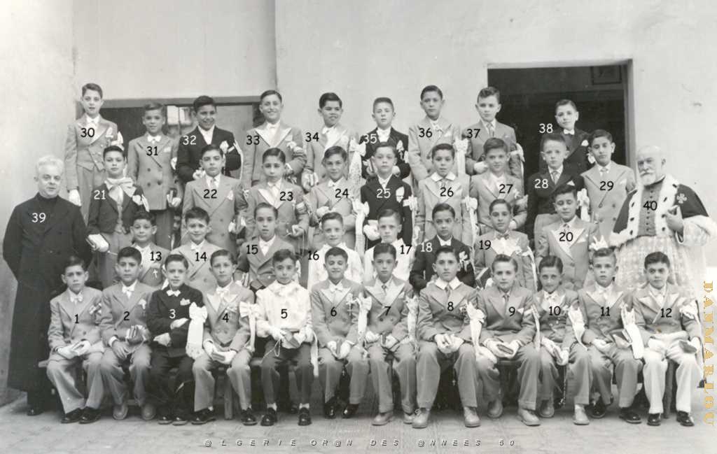 COMMUNIONS ORAN EGLISE SAINT ANDRE 1951.JPG